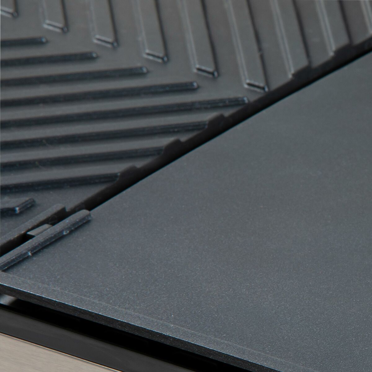 V4HCB0AF60AB5FFFF4DDFB09E1DFC1A6D3DR7055856P10