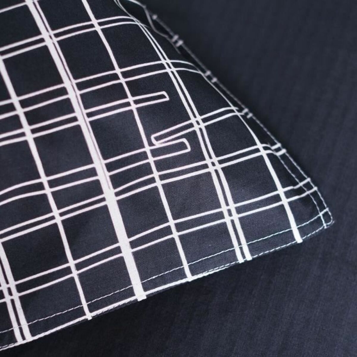 V6HF1E9F0E3D3FE82201BA0D2A9B02D3B1AR4470366P2