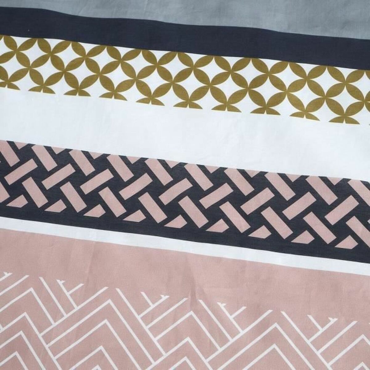 V6H73BF2FB5917AD98CB5E305B3A655935CR4814128P3