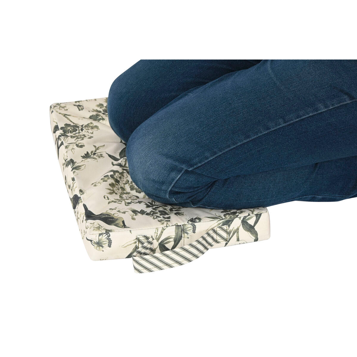 V7HD14F70F41C600B57C798EEED24C2DCE7R3948892P4