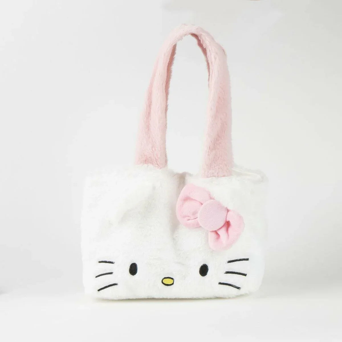 V5H4E798E2458D04BBDE19F05DAD200DB82R6180005P5